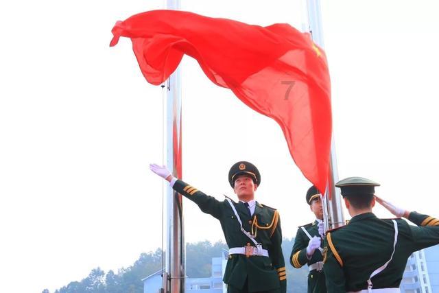 热水洗脸和冷水洗脸哪个更好？医生：其实很多人做错了，早了解！