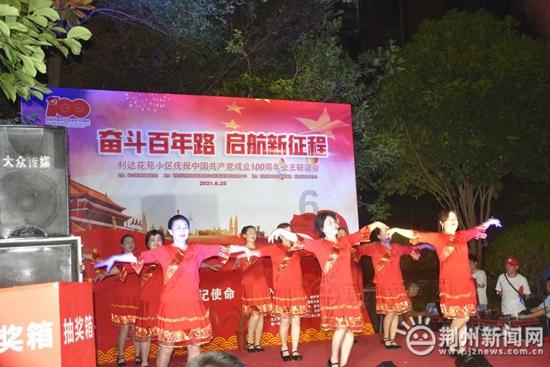 前女友有事，该不该帮忙？