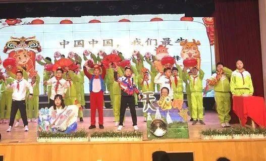 热气腾腾花饽饽 蒸出浓浓幸福年