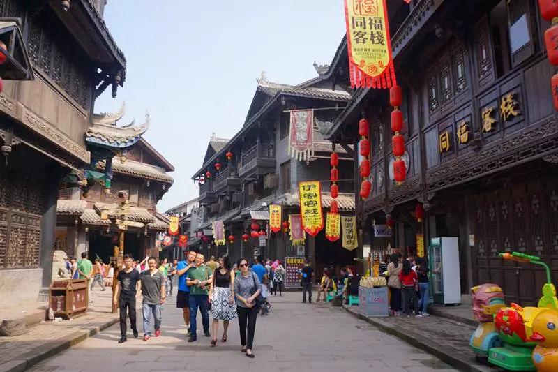 龙里公安组织开展2024年度“奋斗新征程·革新稳护航”改革创新项目现场评比活动